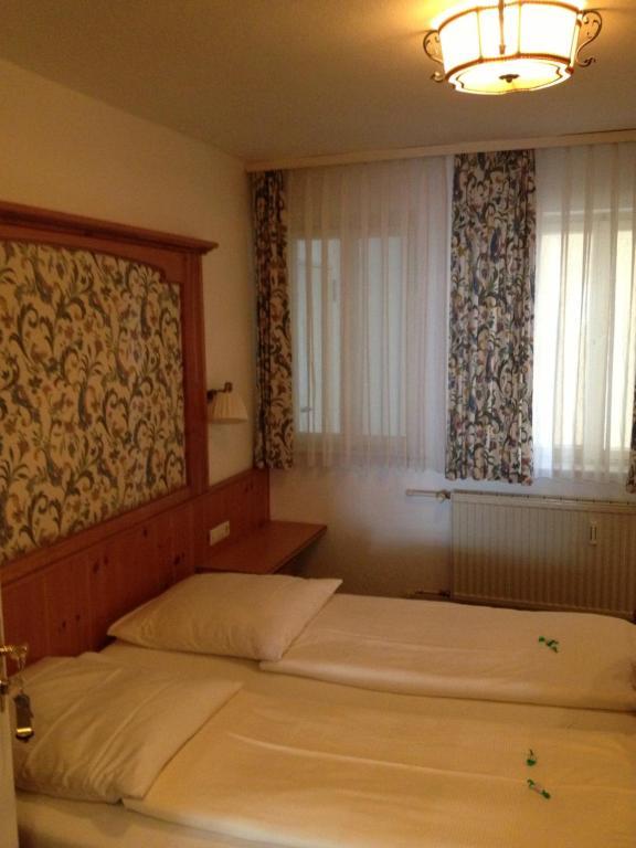 Hotel Goldener Hirsch Φριντρισχάφεν Εξωτερικό φωτογραφία